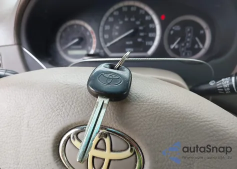 2004 Toyota Sienna Le из США, поврежденный, VIN 5TDZA23C54S118313